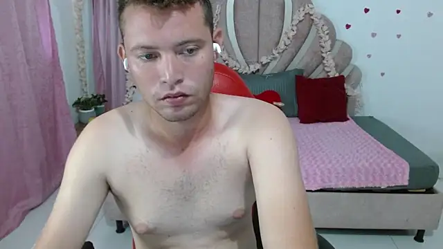 sven_fox723 live cam on StripChat