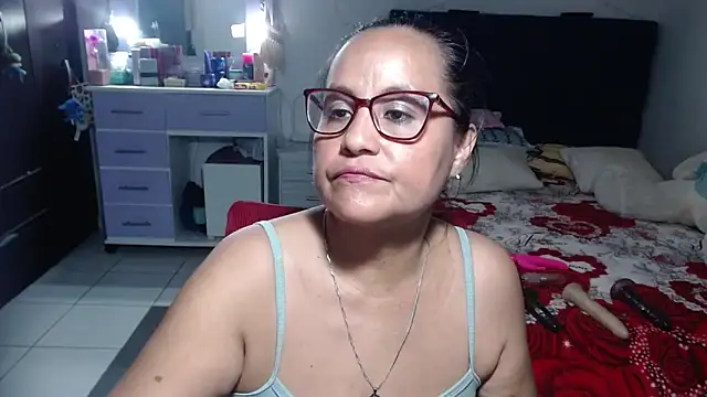 pervert_mommy_ (F mature) - let me fulfill your fantasies my love