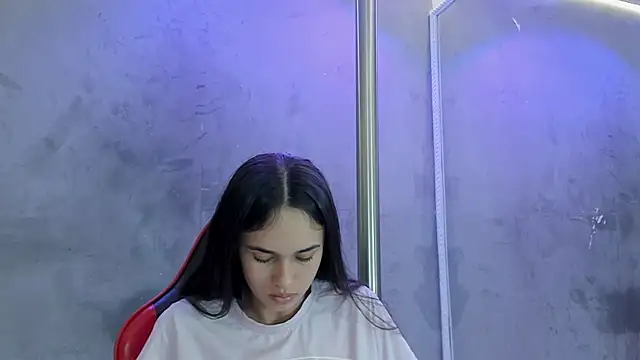 alice__susan live cam on StripChat