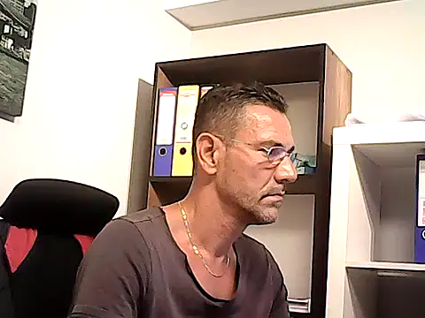 mastercharisma35 webcam