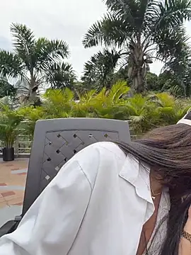 MystiqueXXX webcam
