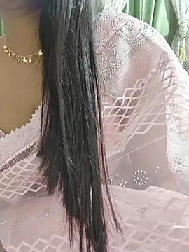 Shalu_G webcam