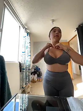 Monica17 webcam