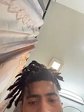 Mellyj053 webcam