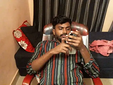 indianbighard21 live cam on StripChat