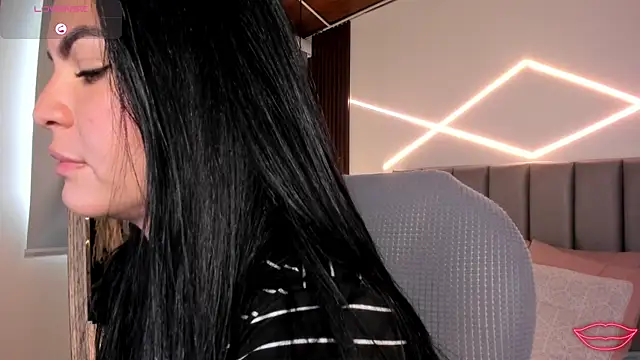 Veronicalanx1 live cam on StripChat
