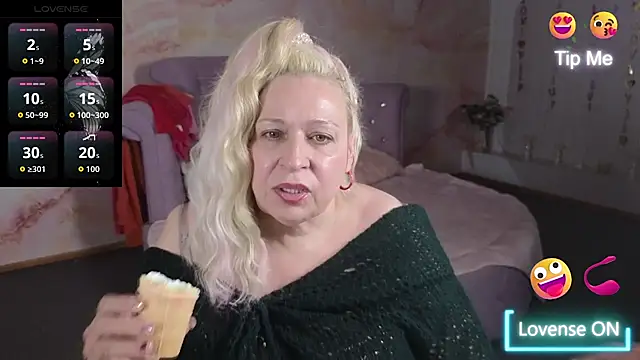 Penelope_Pinky webcam