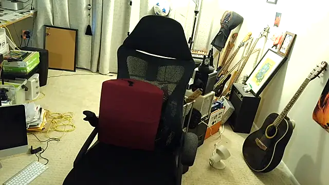 9VOLTT live sex cam