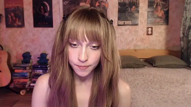 Friendly_Ellie webcam