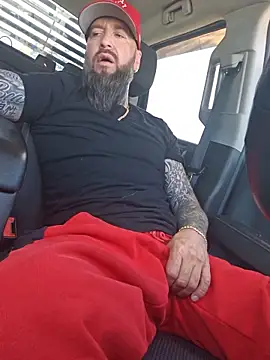Beardedtattood webcam