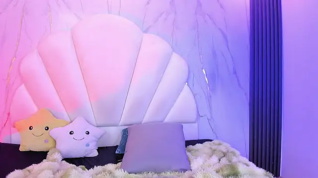 AliiceWonderland_ webcam