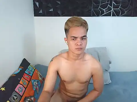 yourmikexxx webcam