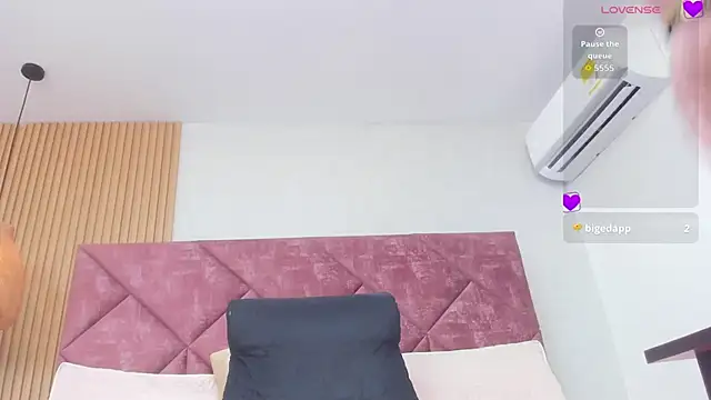 Gabriela_1x webcam
