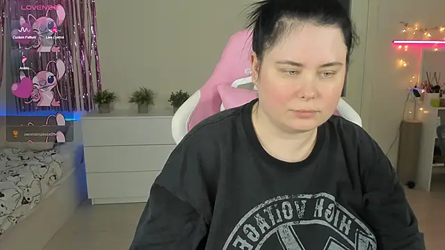 Akemi_BBW webcam