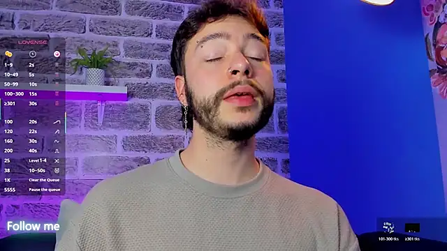 noah_ricci webcam