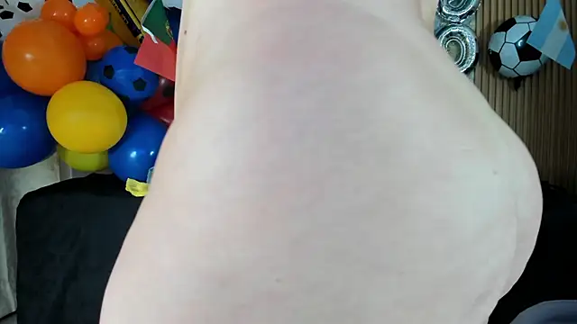 Danna_topless webcam