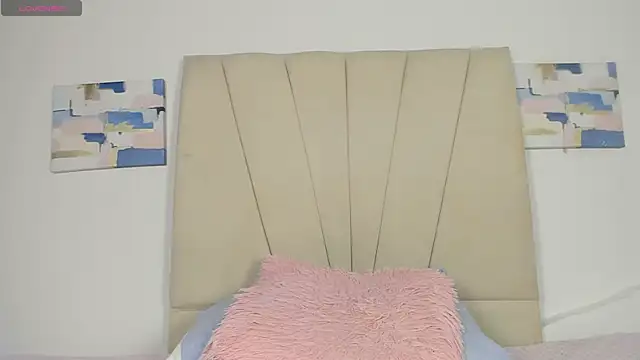 Sophia_Ebony webcam