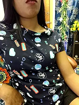 priya_26 webcam