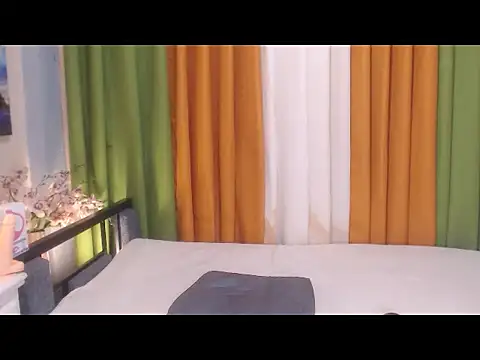 MelissaHardSexTS webcam