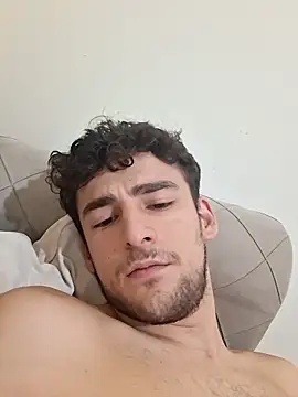 Yasinyasin7 webcam