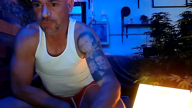 MISTERANDDEMI webcam