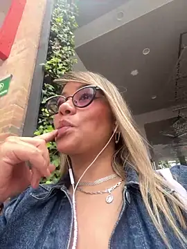 IndieMiller webcam