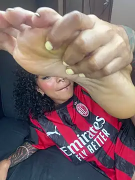 LizStorm_ webcam