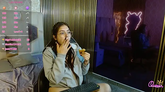 andrea_tay1 webcam