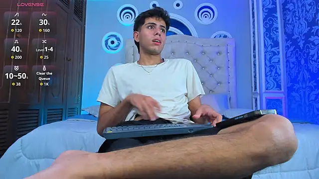 hunterwest06 webcam