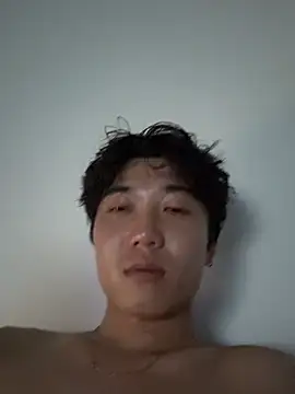 YourBadboy718 webcam