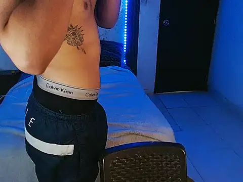 Mr_yisuzz webcam