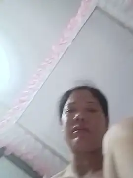 -Maya-a webcam
