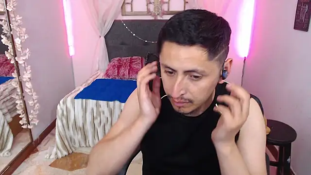 Alexx_levi webcam