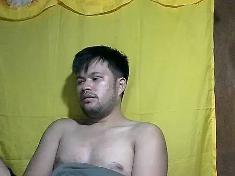 HairyHottestpinoyHandsome webcam