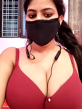 Sistar_miya live cam on StripChat