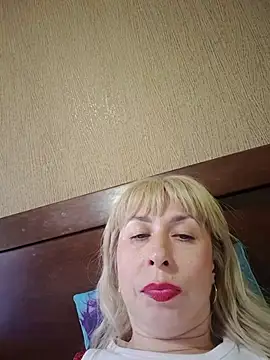 SelinaLovqx live cam on StripChat