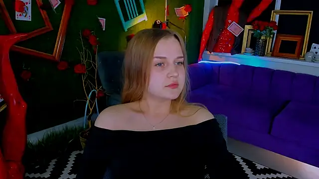 LissaTelor webcam