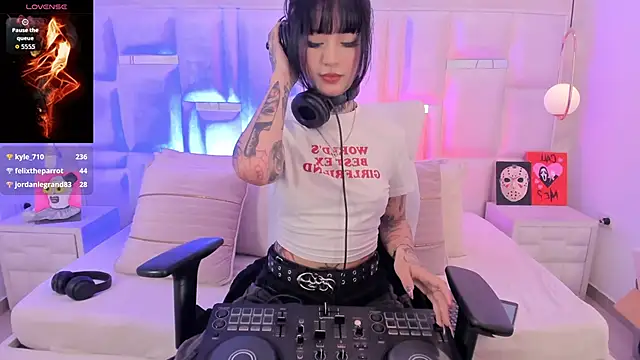 doll__bella webcam