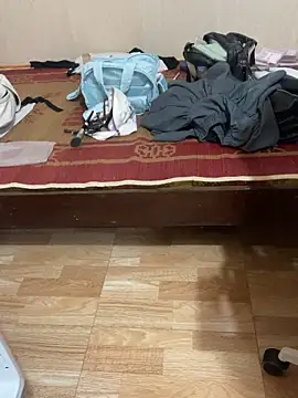Mina048 webcam