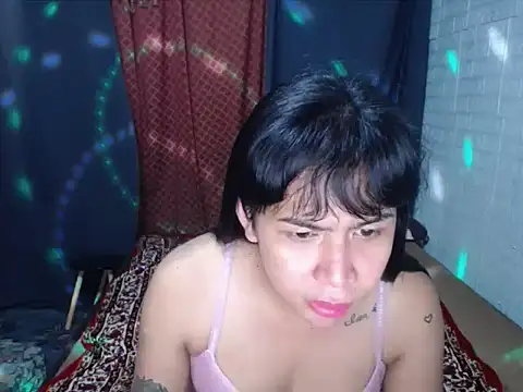 BriannaCruz24 webcam
