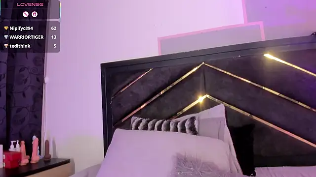 april_jones05 webcam