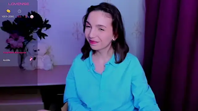 KindHazelHere_ webcam