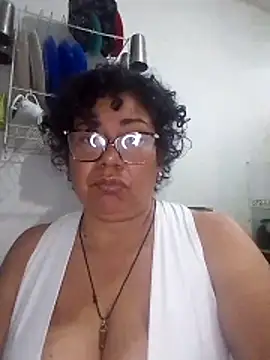 Pupi-Lanegra live sex cam