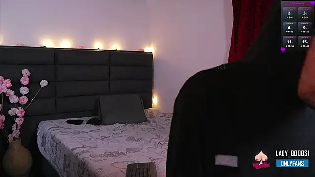kathieandpovcock1 webcam