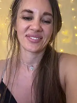 LucieMack webcam