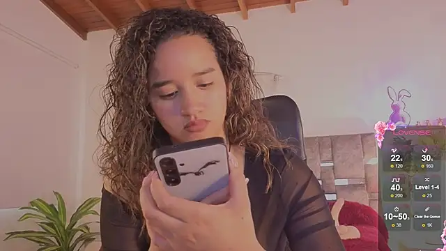 emilyrouxe webcam
