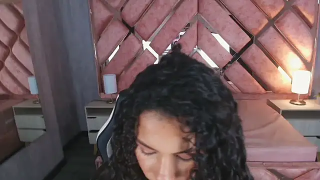 TamaraaHoney webcam