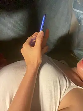 Linda-babyy webcam