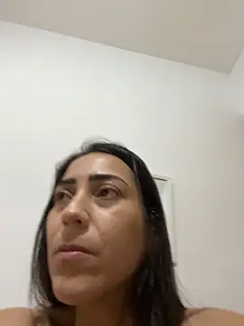 lucioliveira (F milf) - Se masturbar bem gostoso