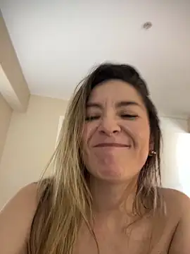 Mariana_gom